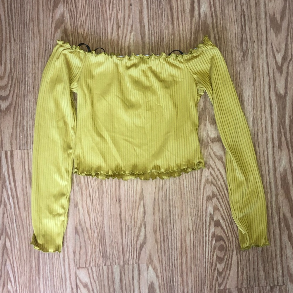 Long Sleeve Crop Top